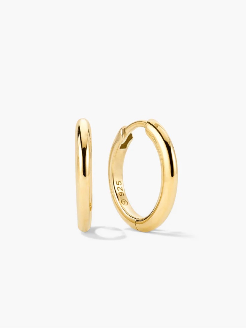 Mejuri Tube Medium Hoops - Gold Vermeil